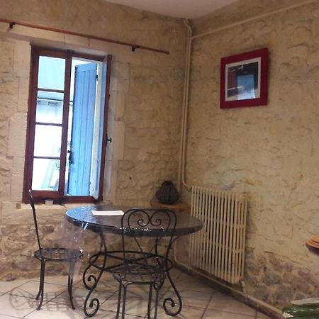 Вилла Joli Maison En Pierre Арль Экстерьер фото